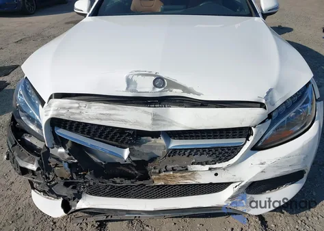 2017 Mercedes-Benz C 300 z USA, uszkodzony, nr VIN WDDWJ4JB9HF362275